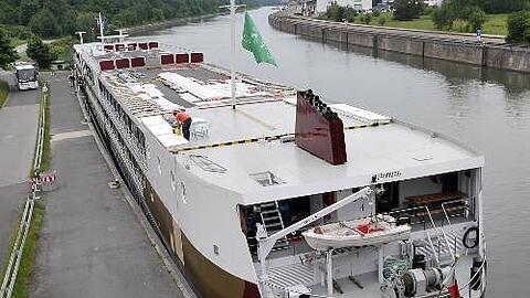 Könnte der Streichliste zum Opfer fallen:  Die geplante neue Anlegestelle für Kreuzfahrtschiffe im Hafen.