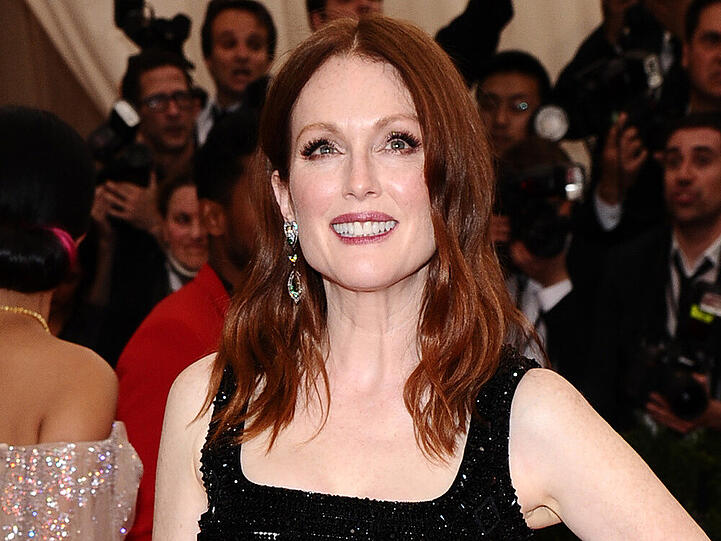 Rote Pracht: Julianne Moore im Mai in New York bei einer Gala zum Thema chinesische Mode