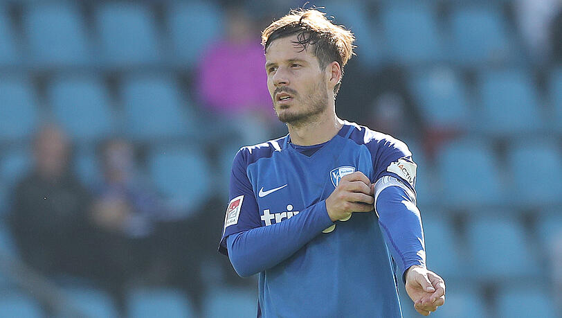 Stefano Celozzi steht seit Sommer 2014 beim VfL Bochum unter Vertrag. Stefano Celozzi steht seit Sommer 2014 beim VfL Bochum unter Vertrag.