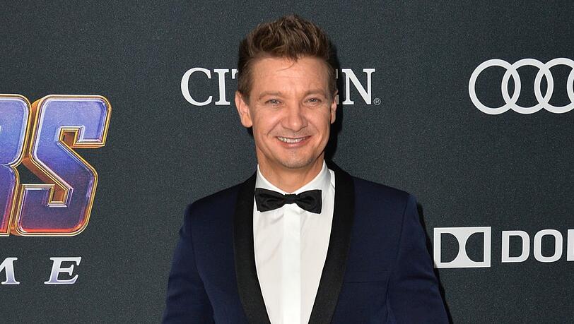 Jeremy Renner geht mit einem Lächeln durchs Leben. Jeremy Renner geht mit einem Lächeln durchs Leben.