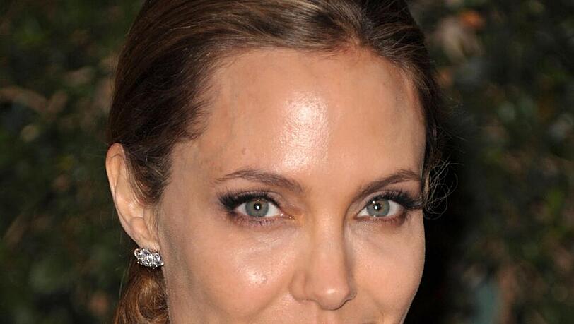 Angelina Jolie bei den Governors Awards 2013 in Los Angeles Angelina Jolie bei den Governors Awards 2013 in Los Angeles