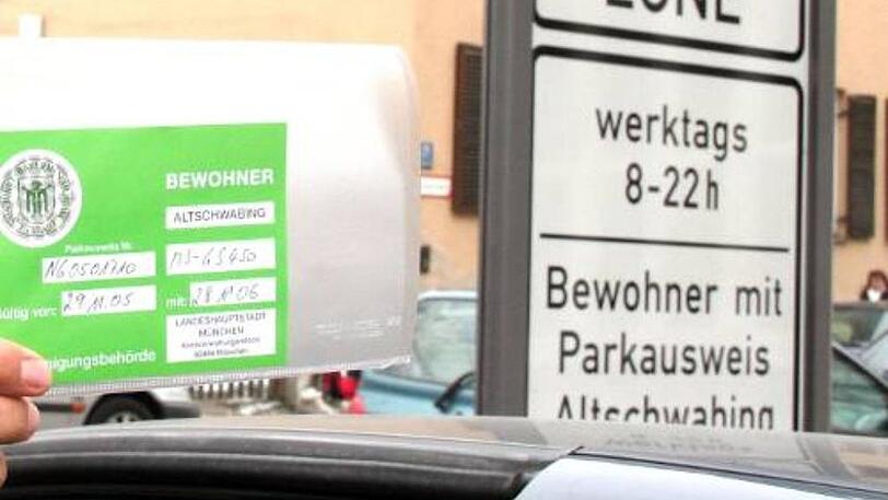 Der grüne Bewohner-Parkausweis in München