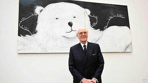 Der "Lidl-Eisbär" von Jörg Immendorff könnte als freundlich-freches Maskottchen für die Ausstellungs-Hommage an den großen Sammler Herzog Franz von Bayern herhalten. Der Rest ist nicht ganz so "knuffig", dafür herrlich wild.