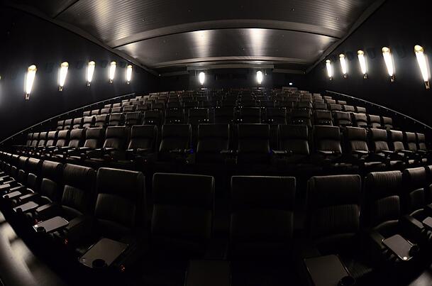 Luxus für die Allgemeinheit: Alle sieben Cinemaxx-Säle am Isartor sind jetzt mit Ledersitzen ausgestattet. Luxus für die Allgemeinheit: Alle sieben Cinemaxx-Säle am Isartor sind jetzt mit Ledersitzen ausgestattet.