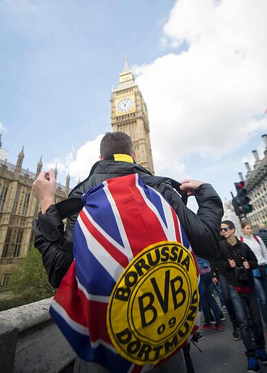 Warten auf den neuen "Klassiker": Bayern gegen Dortmund. Ein Spiel das ganz London elektrisiert. Die Bilder vor dem großen Finale.
