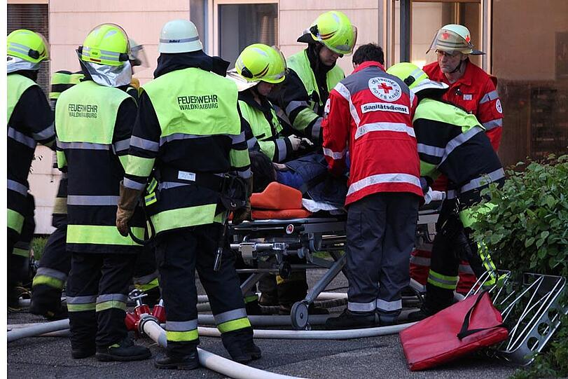Die Bilder vom Feuerwehreinsatz in Waldkraiburg.
