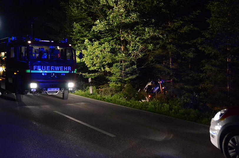 Tödlicher Unfall bei Mühldorf am Inn - die Bilder