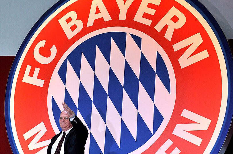 Weil's das noch nicht war: Uli Hoeneß kehrt am 25. November wohl ins Präsidentenamt beim FC Bayern München zurück.