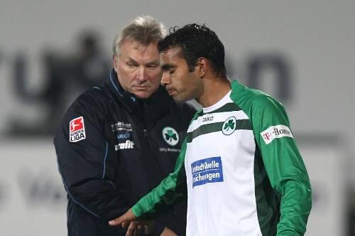 Das wird nichts mehr mit Trainer Benno Möhlmann und Stürmer Cidimar. Der Brasilianer dürfte sich aus Fürth verabschieden.