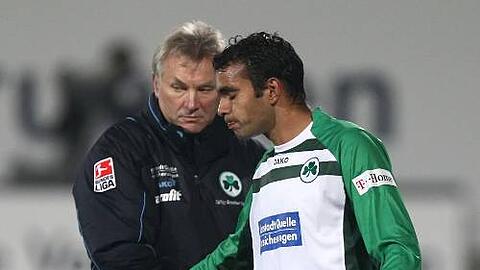 Das wird nichts mehr mit Trainer Benno Möhlmann und Stürmer Cidimar. Der Brasilianer dürfte sich aus Fürth verabschieden.