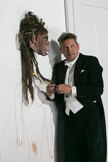 "Rückkehr in die Wüste" im Residenztheater.