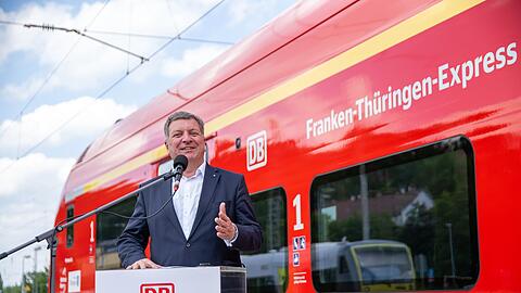 Bayerns Verkehrsminister Christian Bernreiter ist aktuell der Vorsitzende der Verkehrsministerkonferenz von Bund und L&auml;ndern. (Archivbild)