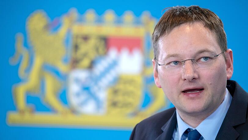 Hans Reichhart (CSU), Staatsministerin für Wohnen, Bau und Verkehr. (Archivbild)