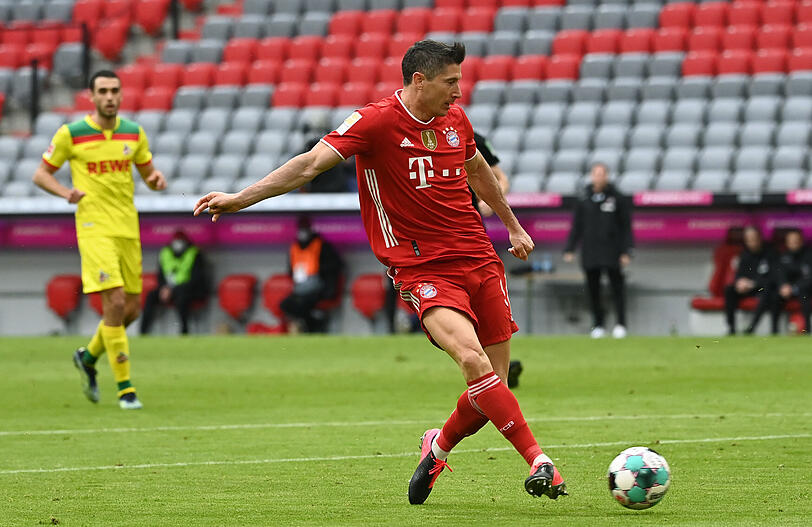 27. Saisontor: Beim lockeren 5:1 gegen Köln steuert Lewandowski einen Doppelpack bei. Er trifft hier zum 2:0.
