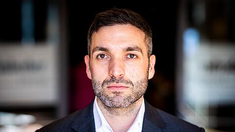 Der stellvertretende FDP-Fraktionsvorsitzende, Konstantin Kuhle, hält nichts von einer erneuten Reform des Waffenrechts. (Archivbild)