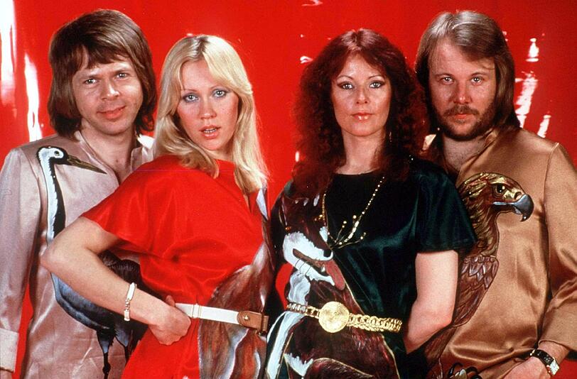 Abba (bestehend aus Björn Ulvaeus, Agnetha Fältskog, Annafrid Lyngstad und Benny Andersson) war eine der erfolgreichsten Popbands aller Zeiten. Sie stammt aus Schweden, verkaufte etwa 400 Millionen Alben.