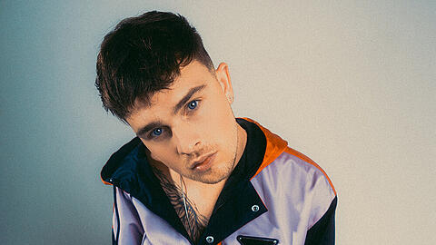 Musiker Mike Singer wird beim "Free ESC" für Kasachstan singen.