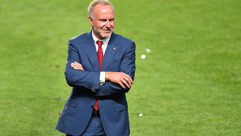 Am Freitag wird er 65 Jahre alt, Ende 2021 beendet er dann seine Karriere als Vorstandsvorsitzender beim FC Bayern: Karl-Heinz Rummenigge, der von Aufsichtsrat Edmund Stoiber geadelt wird. Am Freitag wird er 65 Jahre alt, Ende 2021 beendet er dann seine Karriere als Vorstandsvorsitzender beim FC Bayern: Karl-Heinz Rummenigge, der von Aufsichtsrat Edmund Stoiber geadelt wird.