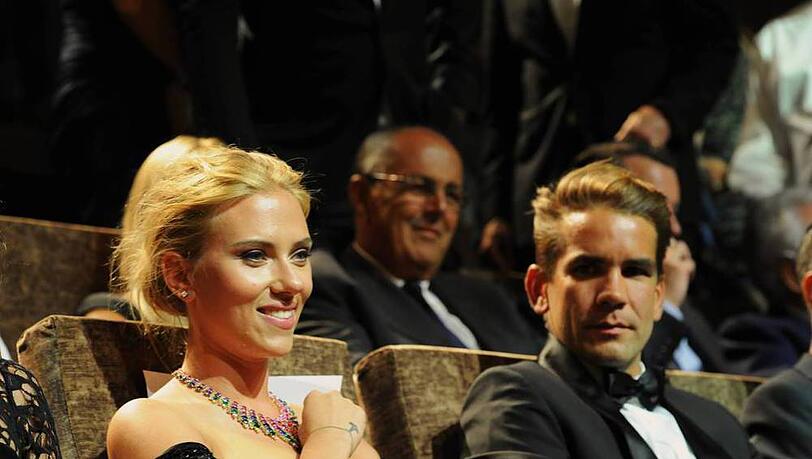 So glamourös ging's diesmal nicht zu: Scarlett Johansson und Romain Dauriac bei der Biennale in Venedig So glamourös ging's diesmal nicht zu: Scarlett Johansson und Romain Dauriac bei der Biennale in Venedig