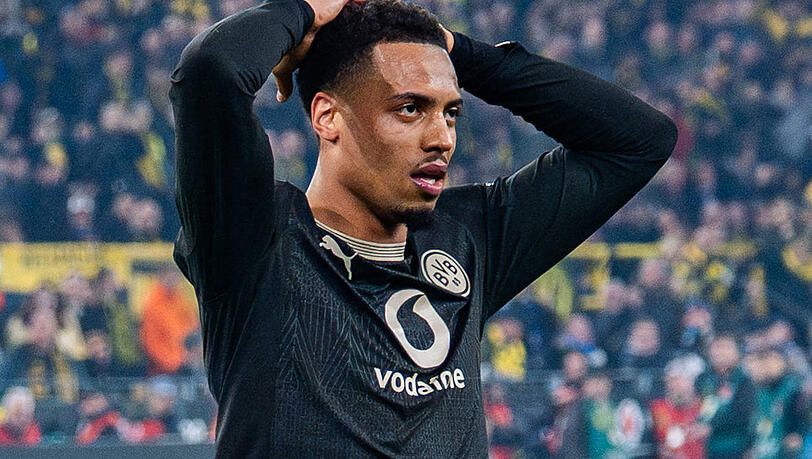 Knieverletzung: Dortmunds Felix Nmecha.