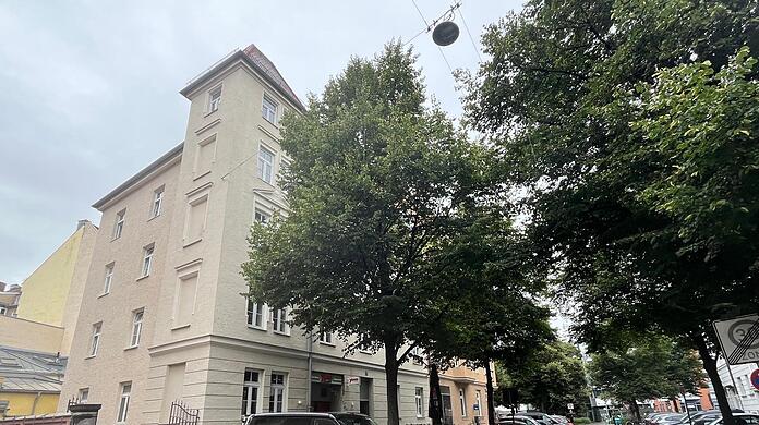Das Lokal befindet sich im Erdgeschoss - und muss vorerst geschlossen bleiben.