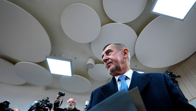 Česko: Babiš a Pavel ve druhém kole prezidentských voleb