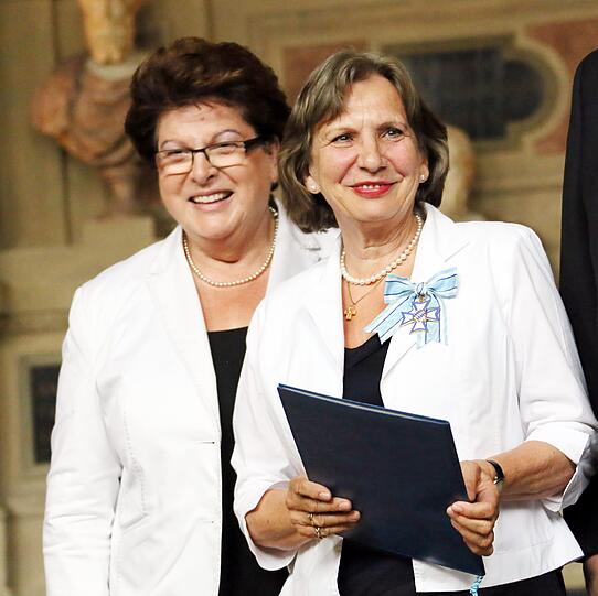Freya von Stülpnagel mit Barbara Stamm Am Mittwoch wurde in München der Bayerischen Verdienstorden vom bayerischen Ministerpräsidenten, Horst Seehofer, an 20 Bürgerinnen und 30 Bürger verliehen.