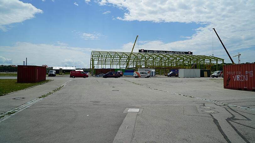 Die Bilder vom Start des Aufbaus der Theresienwiese am 10. Juli.