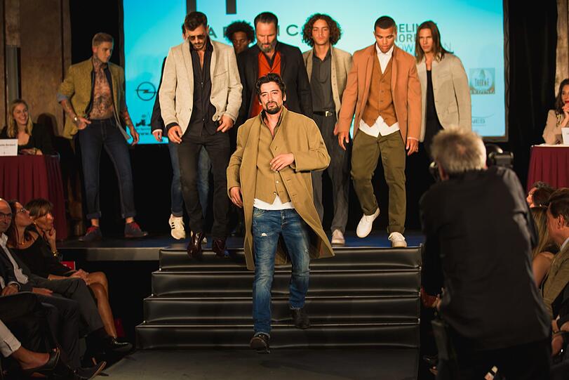 Das Finale des AZ-Modelcontests Schöne Münchnerin: Die Bilder der Gala im Deutschen Theater zum Durchklicken...