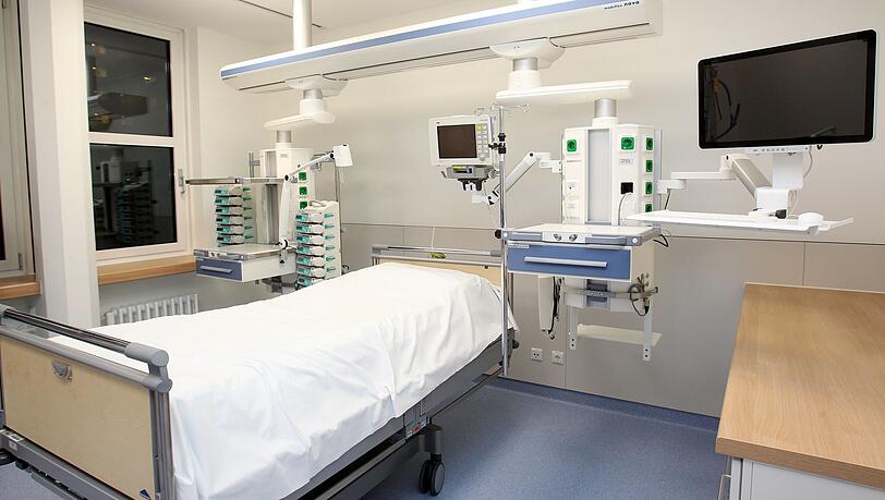 Leer wie auf diesem Archivbild sind im Klinikum Landshut aktuell keine Intensivbetten mehr.