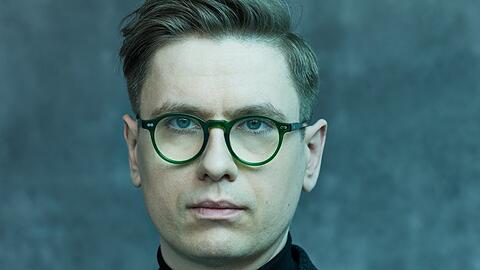 Der isländische Pianist Vikingur Ólafsson.