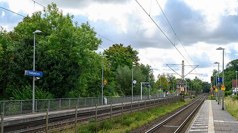 An diesem Bahnhof kam das Mädchen ums Leben.