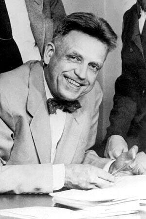 Den Anfang unter den Aufklärern machte der US-amerikanische Sexualforscher Alfred Kinsey.