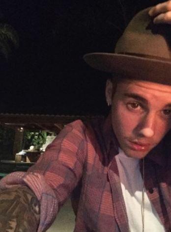 Teenie-Star Justin Bieber im Selfie-Wahn.