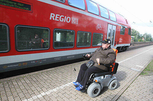 In so einen modernen &bdquo;Doppeldecker&ldquo; Waggon wurde Hans-Günter Mattlat vom Schaffner nicht gelassen &ndash; obwohl der Zug über eine automatische Rampe verfügt.