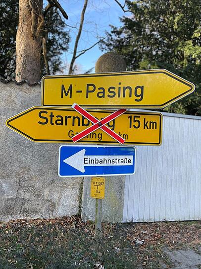 Umweg nötig: Die Pasinger Straße nach Gauting und Starnberg ist seit Herbst 2023 gesperrt.