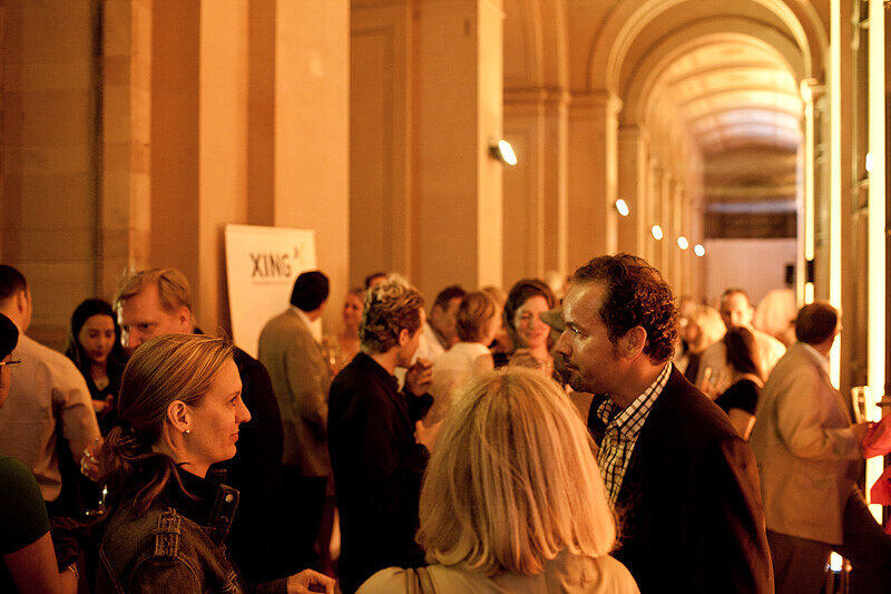 Dinieren und dabei Geschäftspartner kennenlernen. Beim Xing-Event im Maximilianeum ging's gar köngilich zu.