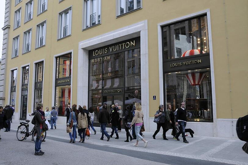 Luxus zu verkaufen: Der Store von Louis Vuitton in der Residenzstraße.