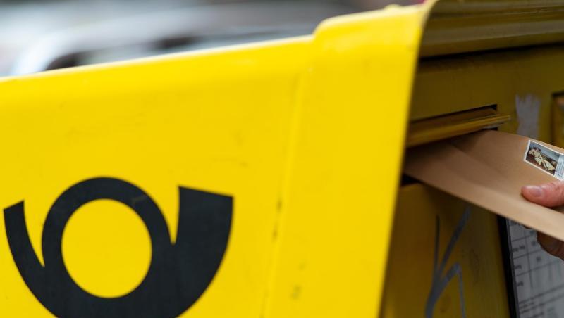 Die von der Bundesnetzagentur für Jahr 2016 genehmigte Portoerhöhung für Standardbriefe war rechtswidrig. Die von der Bundesnetzagentur für Jahr 2016 genehmigte Portoerhöhung für Standardbriefe war rechtswidrig.