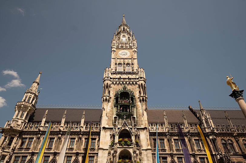Mehr als sein Glockenspiel: das Neue Rathaus. Mehr als sein Glockenspiel: das Neue Rathaus.