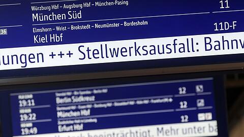 Fahrg&auml;ste der Bahn m&uuml;ssen sich zwischen Berlin und Hamburg auf Versp&auml;tungen und Zugausf&auml;lle einstellen.