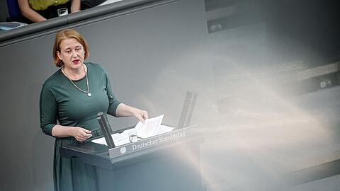 Lisa Paus setzt sich als Bundesministerin für Familie, Senioren, Frauen und Jugend für die Kindergrundsicherung ein.
