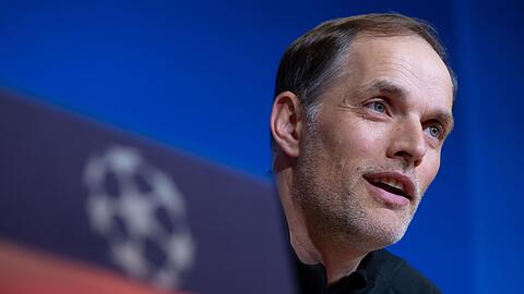 Bayern Münchens Trainer Thomas Tuchel bei einer Pressekonferenz.