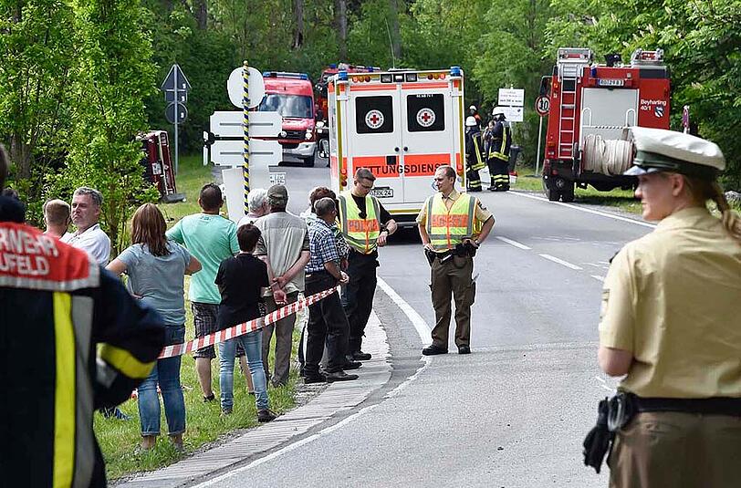 Weitere Bilder vom Unfall bei der Oldtimer-Rally