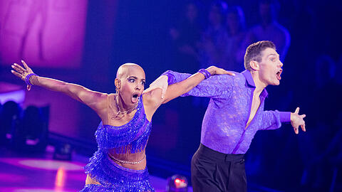Ex-"Bachelorette" Sharon Battiste nimmt mit Profitänzer Christian Polanc bei "Let's Dance" teil