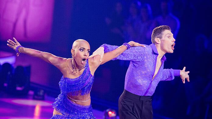 Ex-"Bachelorette" Sharon Battiste nimmt mit Profitänzer Christian Polanc bei "Let's Dance" teil