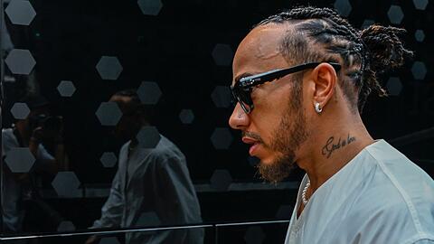 Einer der "Großen": Ferrari-Boss John Elkann über Lewis Hamilton.