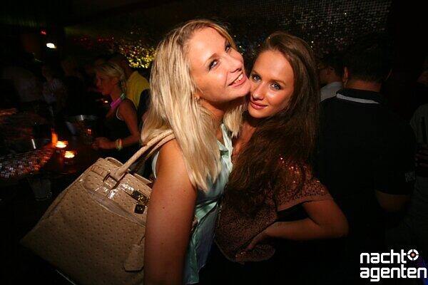 So wild feiert sich München durch das Wochenende. Am Samstag im Ruby Dance Club wurde nicht nur das Tanzbein geschwungen. Mehr Bilder gibt es unter: www.nachtagenten.de