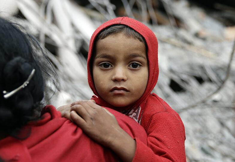 Ausnahmezustand in Kathmandu: Nach dem schwersten Erdbeben seit über 80 Jahren wurde in Nepal der Notstand ausgerufen. Die erschütternden Bilder.