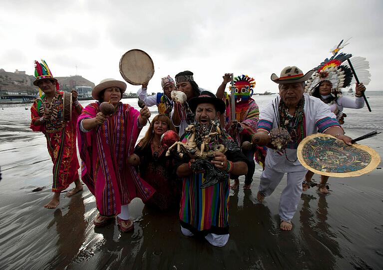 Mittelamerikanische Staaten organisierten an Maya-Stätten Feste, auf denen es traditioneller zuging.